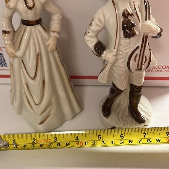 Vintage Pair Of Figurine - Picture 5 of 14